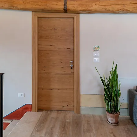 Borgo Botol アパート *